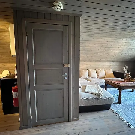 Leilighet 5 Person In Tvindlog Kvinlog